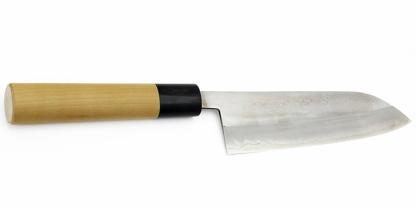 Kikuichi Cutlery Elite Warikomi Gold (WH Series) Santoku. All purpose knife made of AUS8 stainless steel. Available in 17 cm.